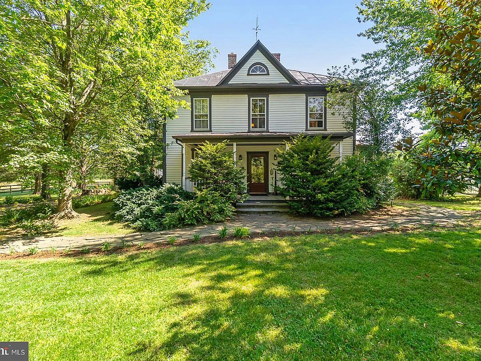 1st image of 5694 Winter Wood Ln