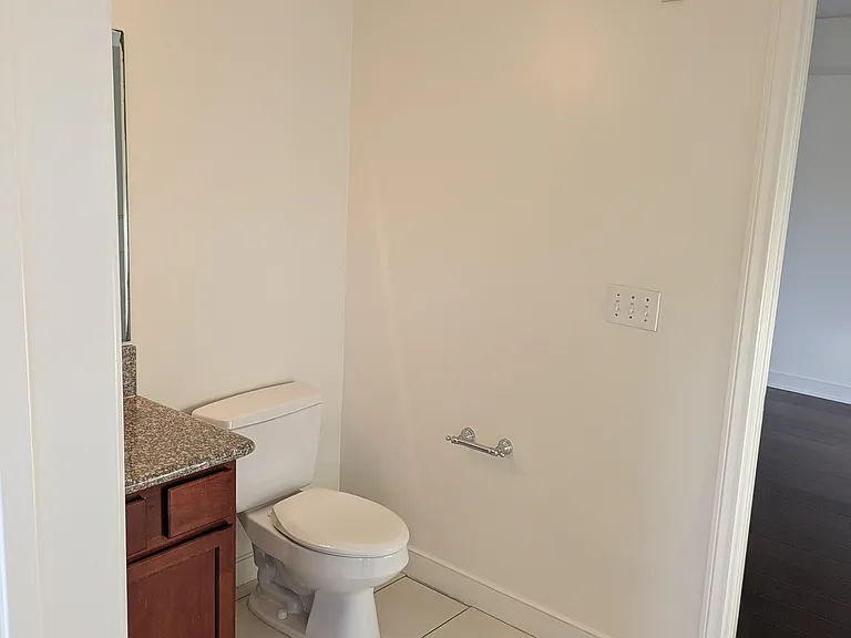 11551 Santa Monica Blvd #200 — Photo 19