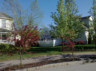 15 Rebekah Ln, Rochester, NH 03839