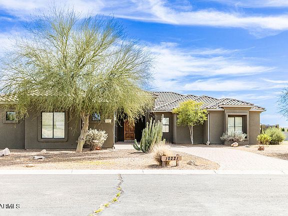 2nd image of 10221 W MUSTANG Drive