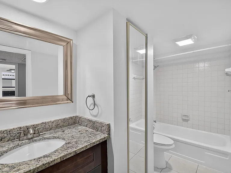 744 Springdale Cir — Photo 26