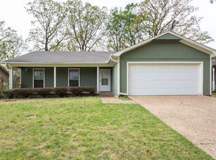 109 Greentree Rd, Sherwood, AR 72120