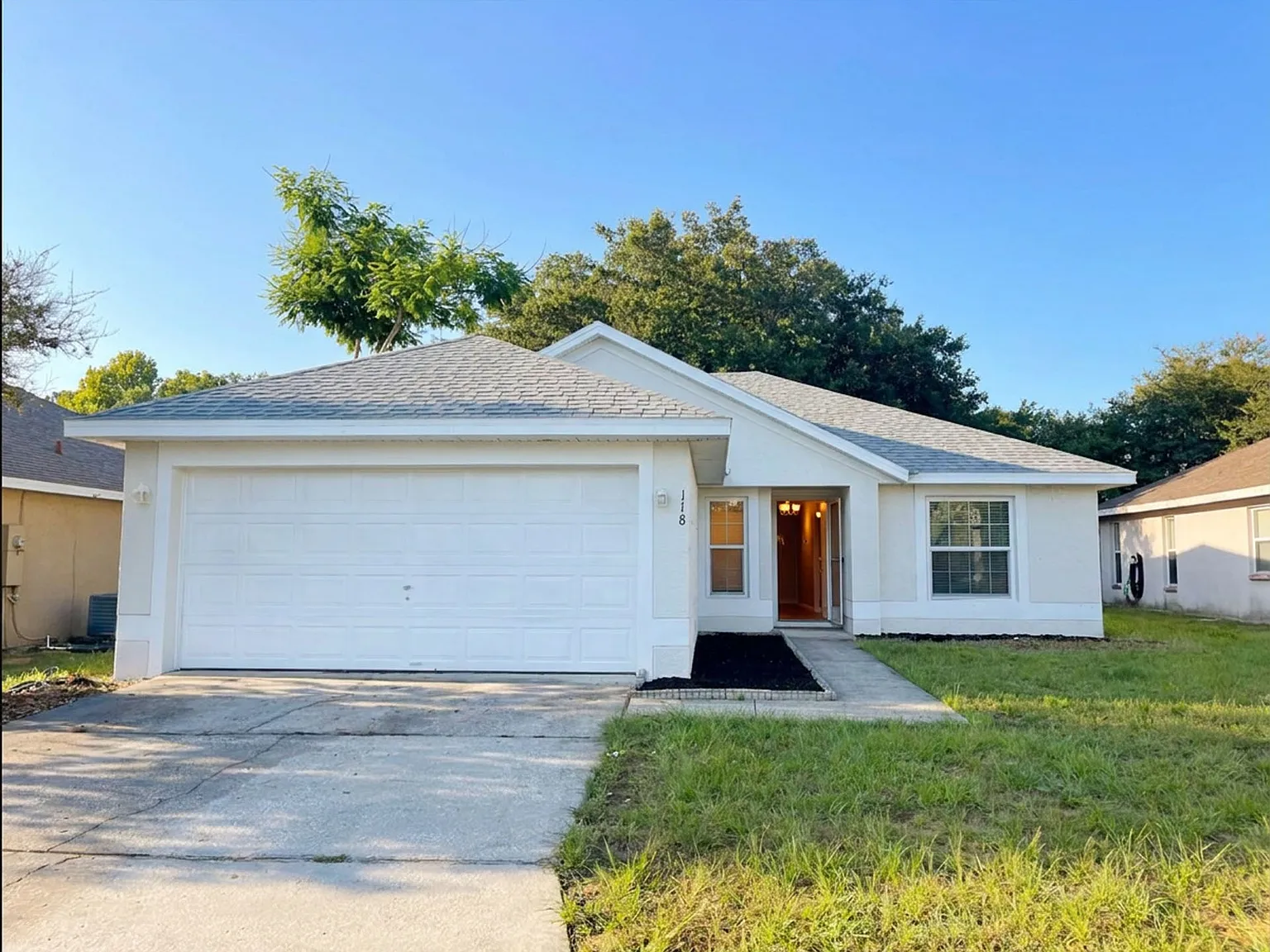 3 bed, 1241 sqft, $1,995 — Photo 1