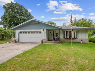 566 West Wisconsin AVENUE, Pewaukee, WI, 53072