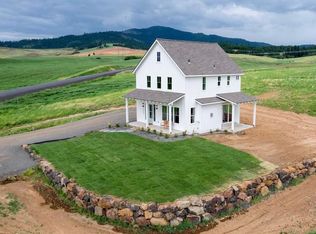 16007 S Starr Rd, Rockford, WA 99030