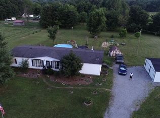 4188 Maggie Farmer Rd, Cedar Hill, TN 37032