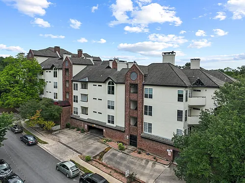 3001 Cedar St #A-214 Photo 1