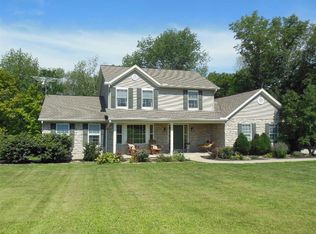 7461 White Swan Rd, Georgetown, OH 45121