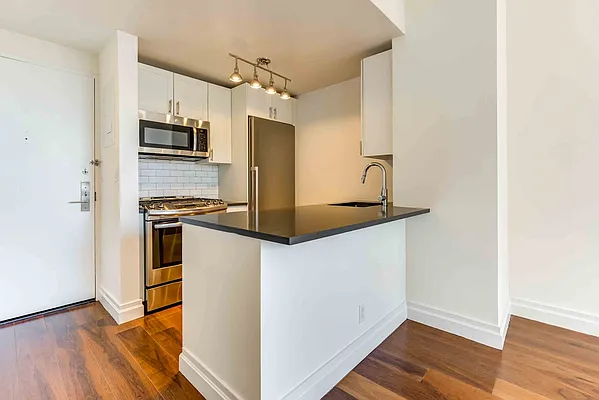 Rented by Pinnacle City Living | media 3