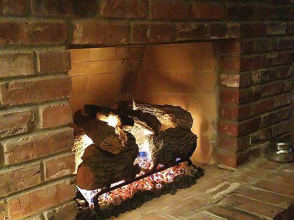 4th image of 5107 NW 83rd St