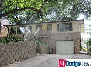 2823 S 50th St, Omaha, NE 68106