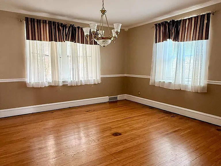 308 Eldon Ave — Photo 7