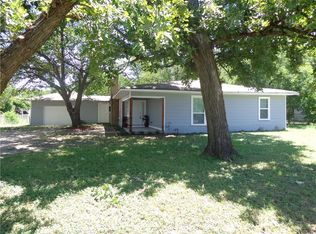 111 Ennis St, Waxahachie, TX 75165