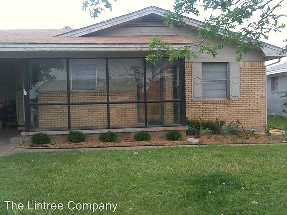 2nd image of 4937 S Lake Park Dr
