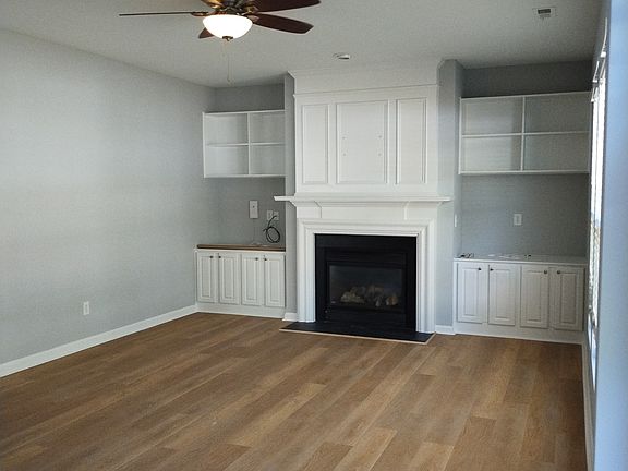 3rd image of 1519 Michelle Dr