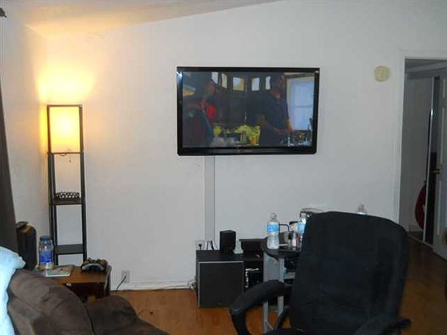 2nd image of 5518 S Glenn St