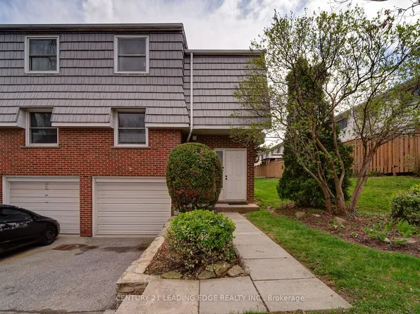 85 Albright Rd #8, Hamilton, ON L8K 6H1