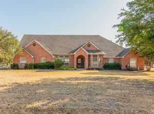 620 N Hardeman Cir, Justin, TX 76247