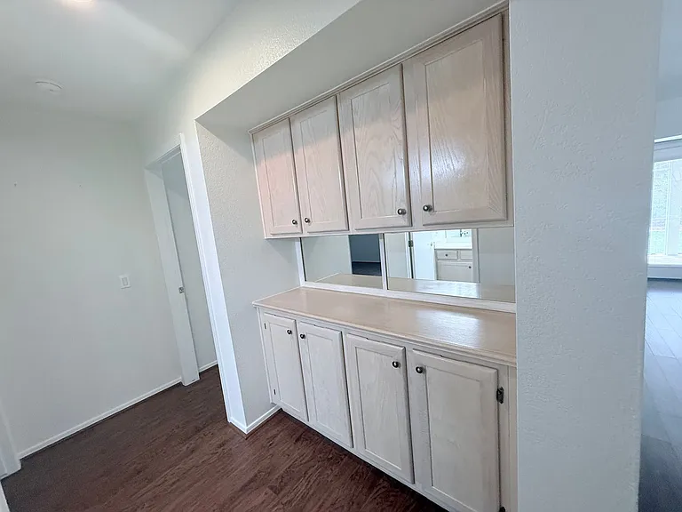 9709 Blue Bell Dr — Photo 17