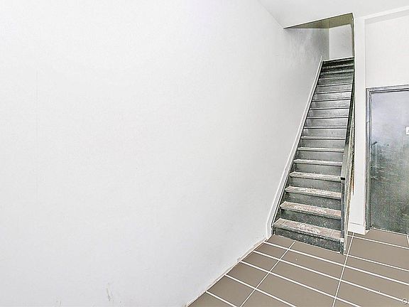 2nd image of 99 Eldert St #3