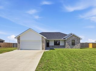 4717 S 124th Road, Bolivar, MO 65613