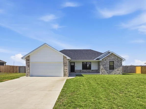 4717 S 124th Road, Bolivar, MO 65613