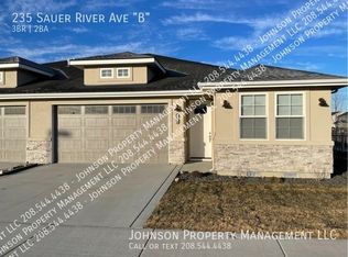 235 N Sauer River Ave #B, Eagle, ID 83616