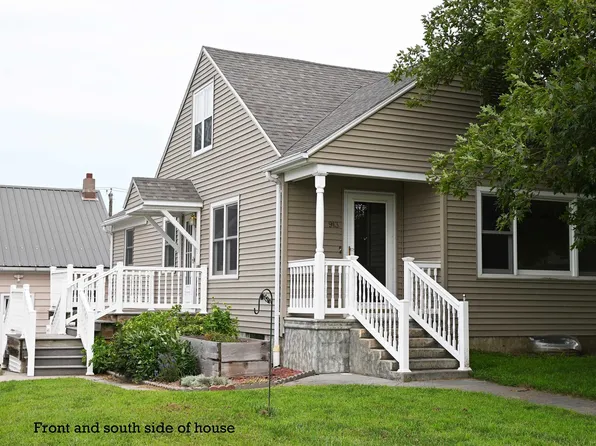 913 12th St, Wisner, NE 68791