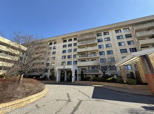 5 Windham Loop APT 7L, Staten Island, NY 10314