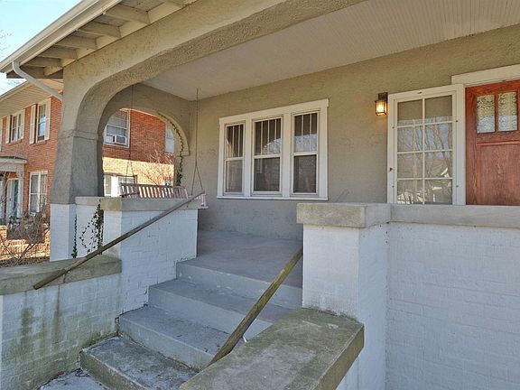 2nd image of 1423 W Huron St