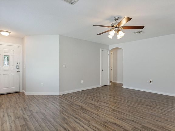 3rd image of 1429 Poppy Seed Ln
