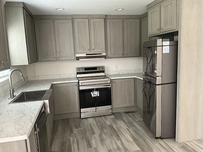 Southern Pines — Photo 37