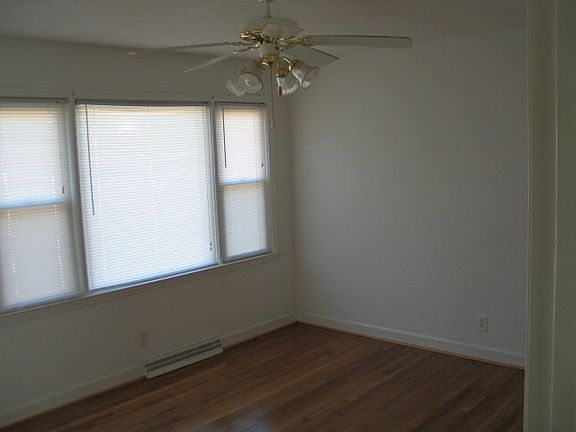 4th image of 230 Bright Ave