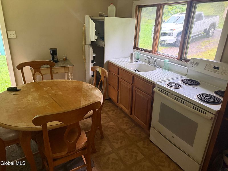 2nd image of 1439 Charlotte Valley Road