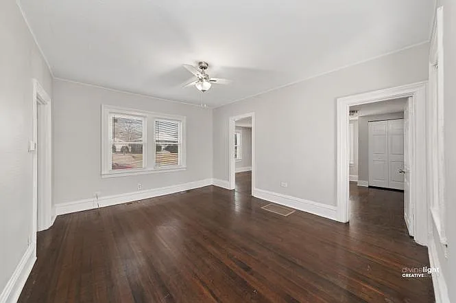 742 E Downer Pl — Photo 3