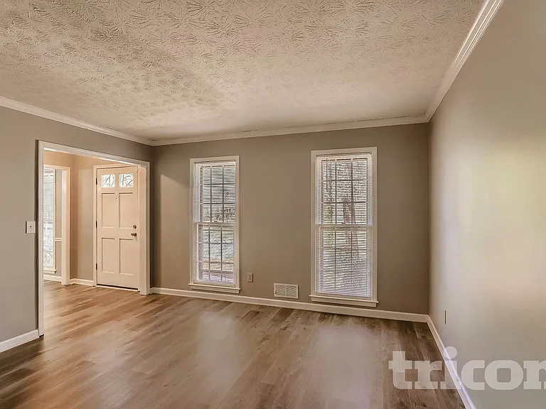 4809 Glenwhite Dr — Photo 10