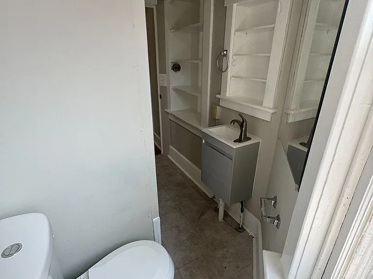 345 N Potomac St — Photo 19