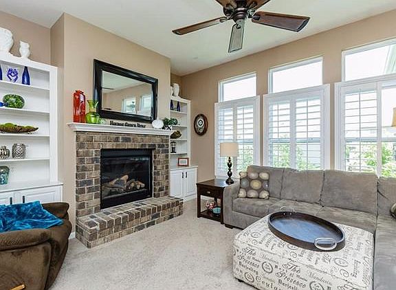 3rd image of 1812 Sterling Oaks Dr