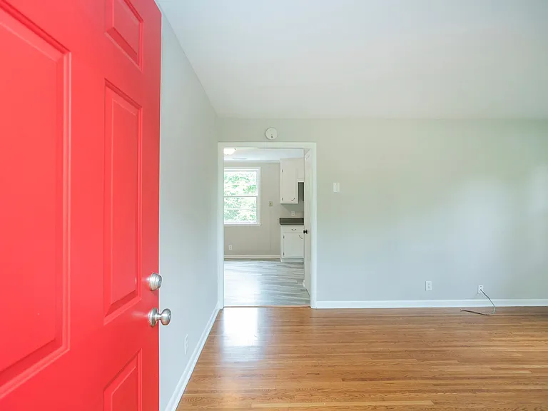 4933 Millerwood Dr — Photo 3