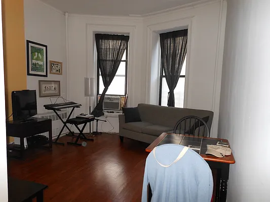 Rented by Urban Ambiance | media 4