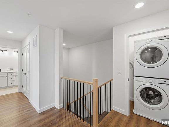 5th image of 91 Union St #5A