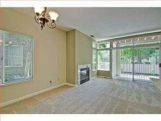 3rd image of 1693 Parkview Green Cir