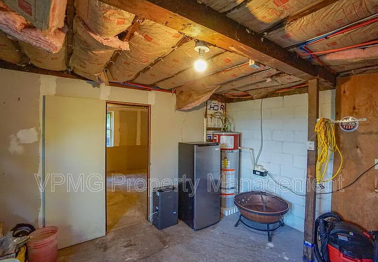 3956 Columbia Heights Rd — Photo 40