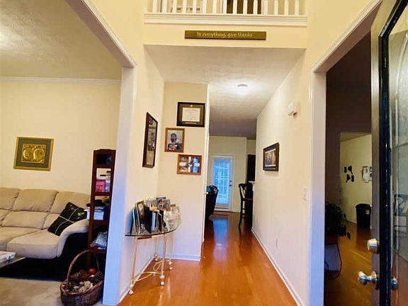 4th image of 8555 Tara Place Dr