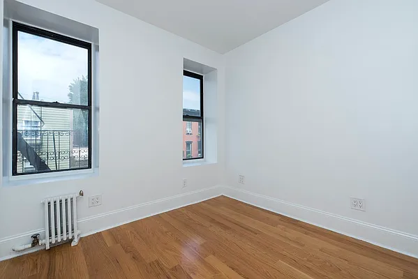 Rented by Bold Marketing | media 13