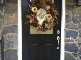 111 Macgregor Dr, Blue Ridge, VA 24064