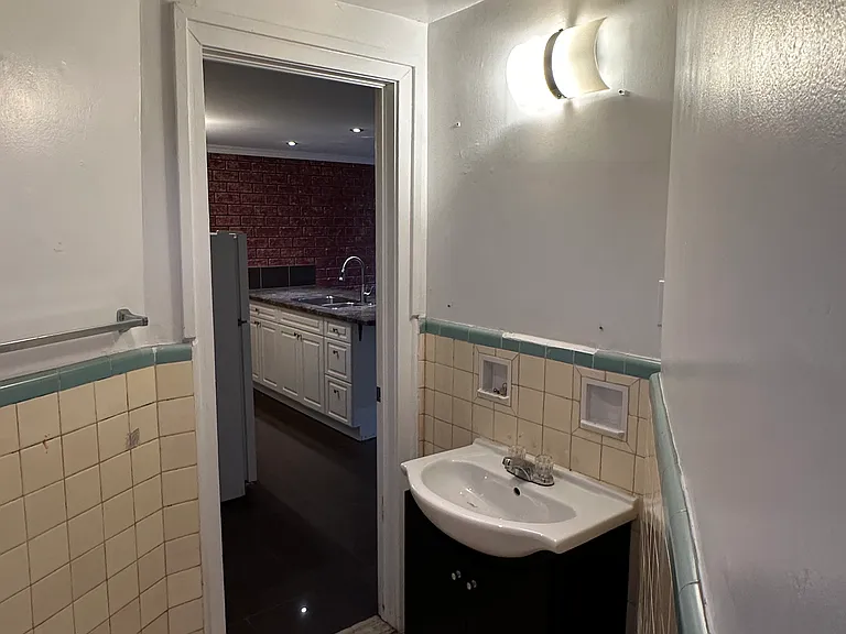 94 Hamilton Rd #2 — Photo 10