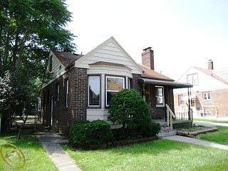 2nd image of 15649 Beatrice Ave
