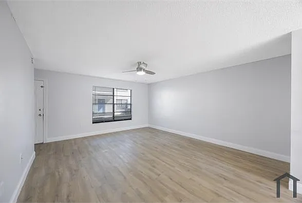 200 Westwood Ter N #198 — Photo 7