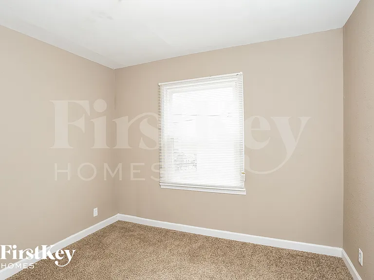 1290 Washington St — Photo 13